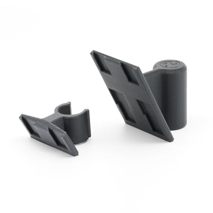 packTotem clip — single packHolder mounting clip, front view